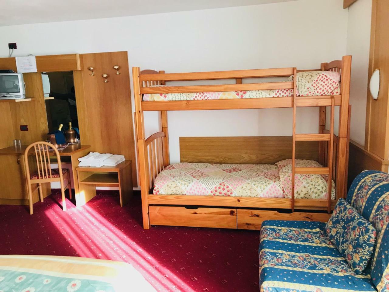 Hotel Santoni Ossana Bagian luar foto
